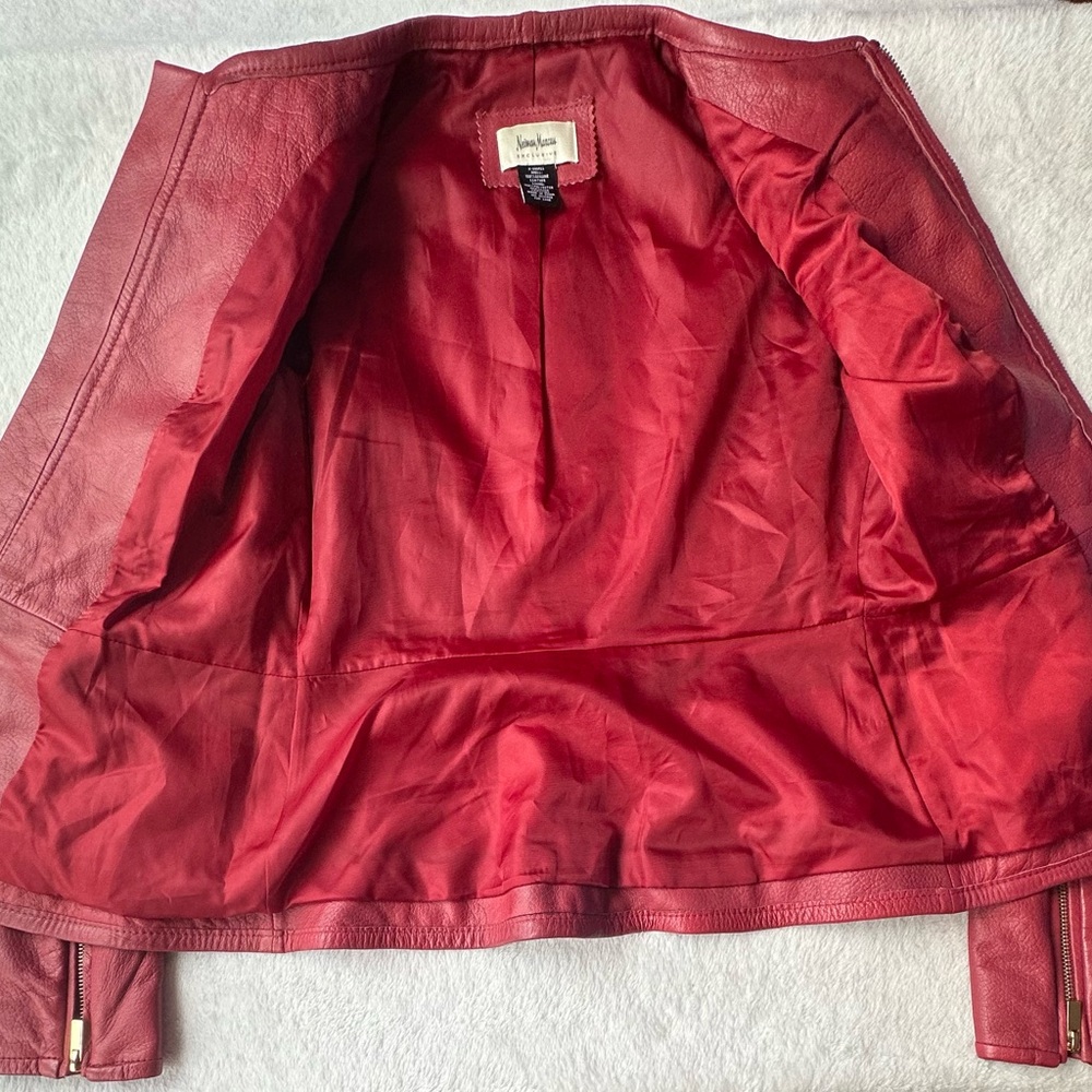 Neiman Marcus Women's XS Red Leather Jacket - GORGEOUS with pockets! - Picture 4 of 8